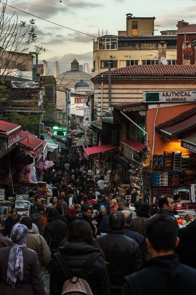 Crowd of people make their way through Istanbul